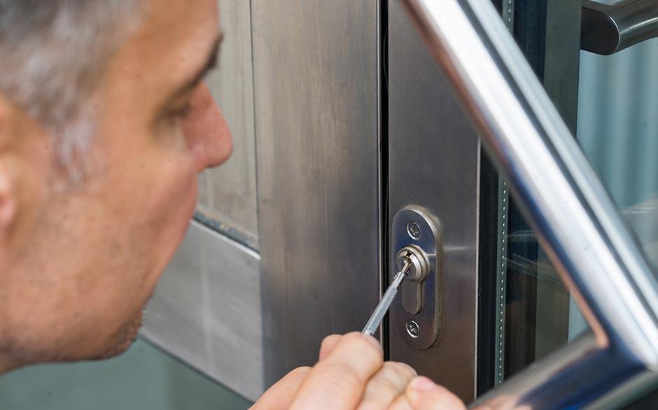 ouverture de porte serrure bloquée Buc